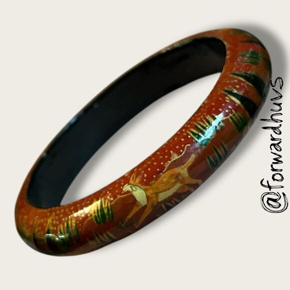 Hand-Painted 7 3/4” Wooden Bangle Bracelet – Woodland Animal Scene - Picture 6 of 9